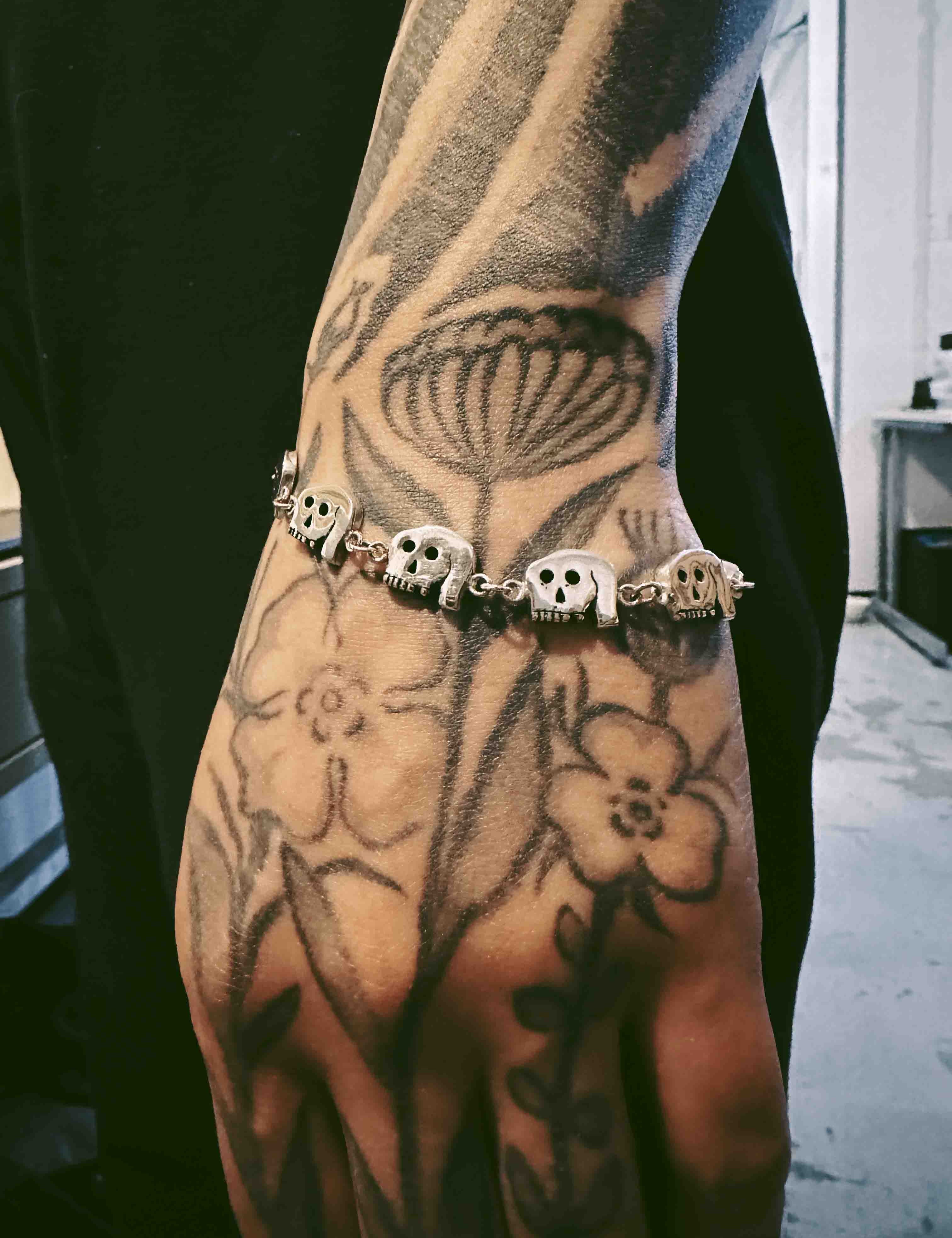 Ogling Skull Bracelet