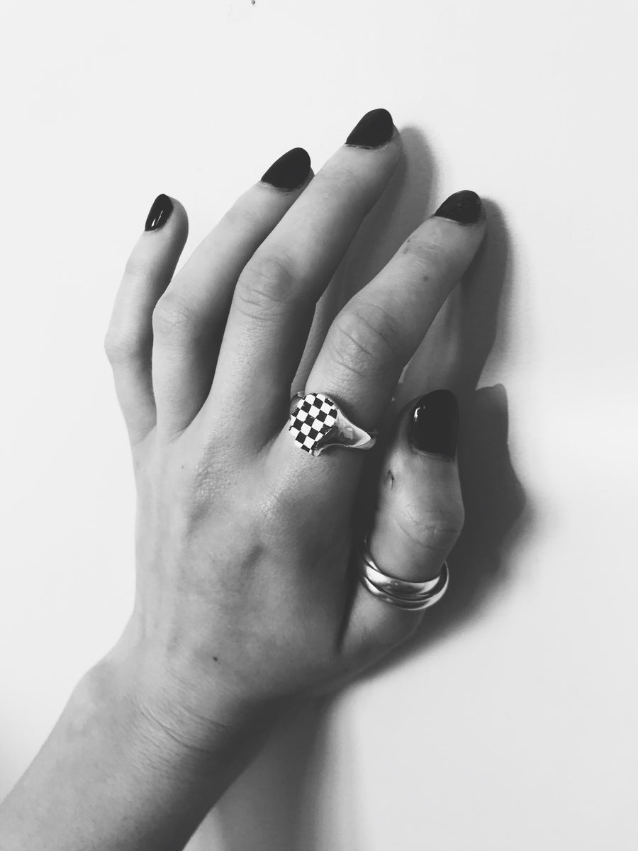 Chequered Head Ring
