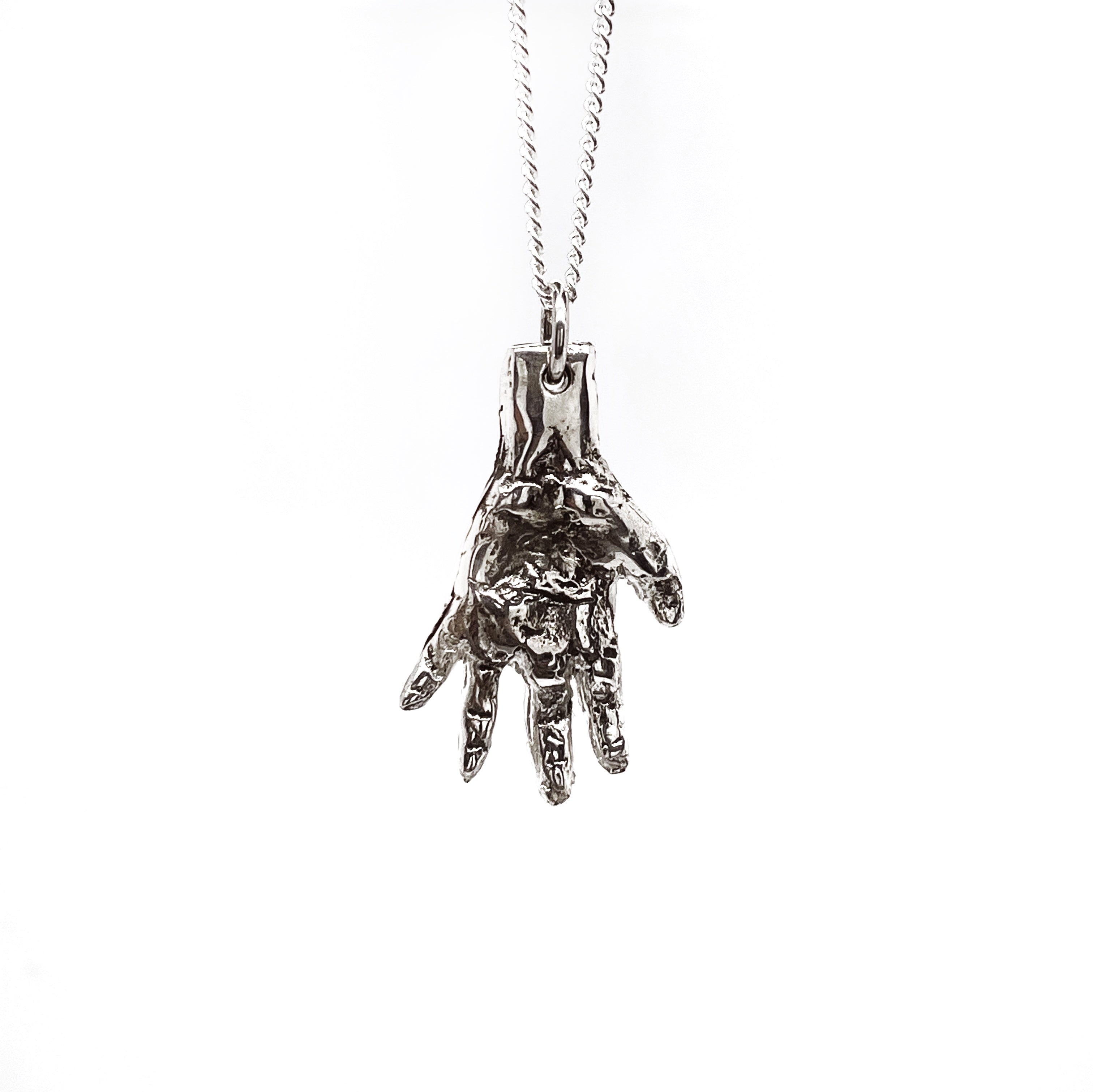 Hand Necklace – Rat Betty