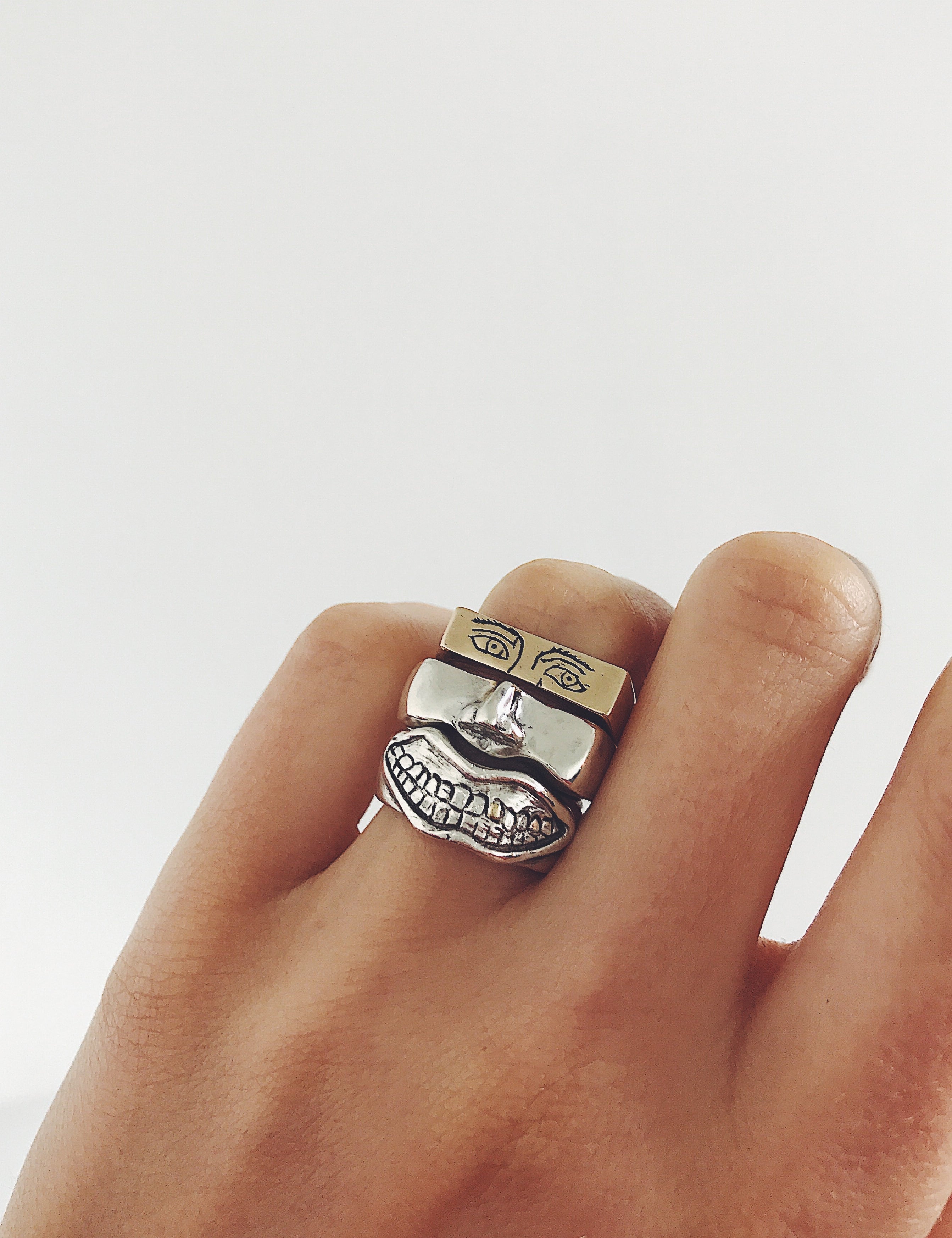 The Triple Stacker (W. Eco Gold Thin Cryer)