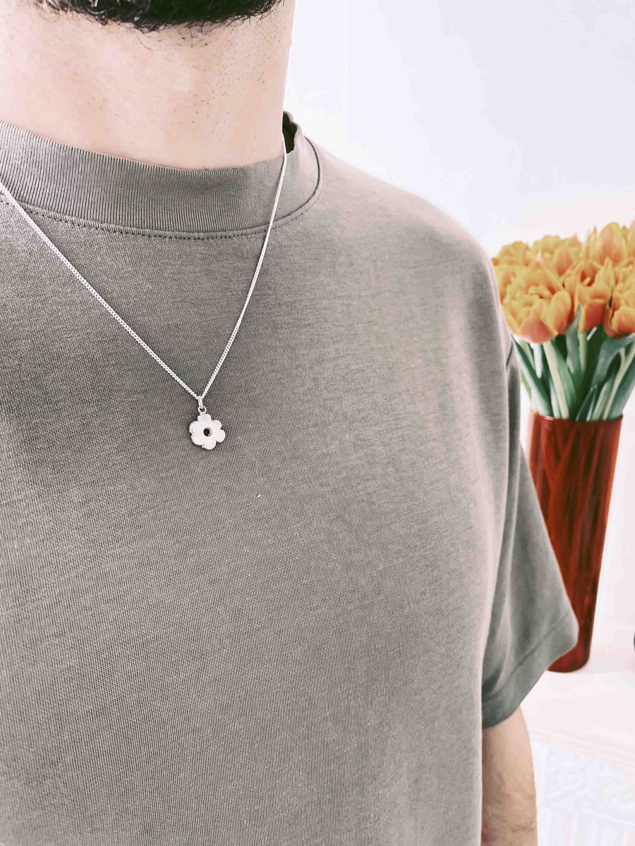 Flower necklace – Rat Betty